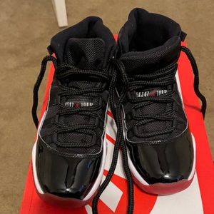 Used Jordan kids size 5y.